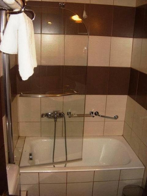 Hotel Electra Volos Pokoj fotografie
